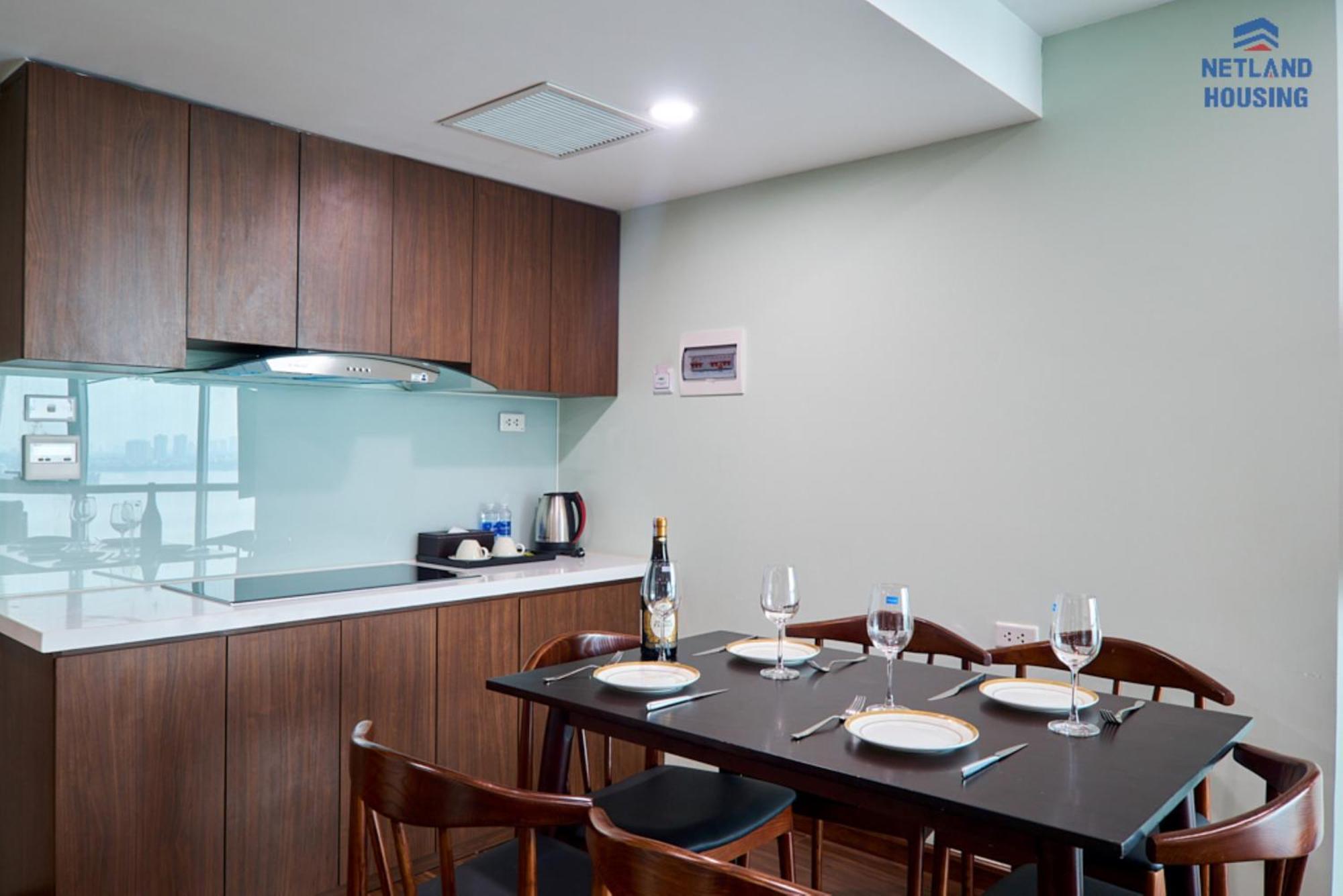 Westlake Legacy Suites By Netland Housing 河内 外观 照片